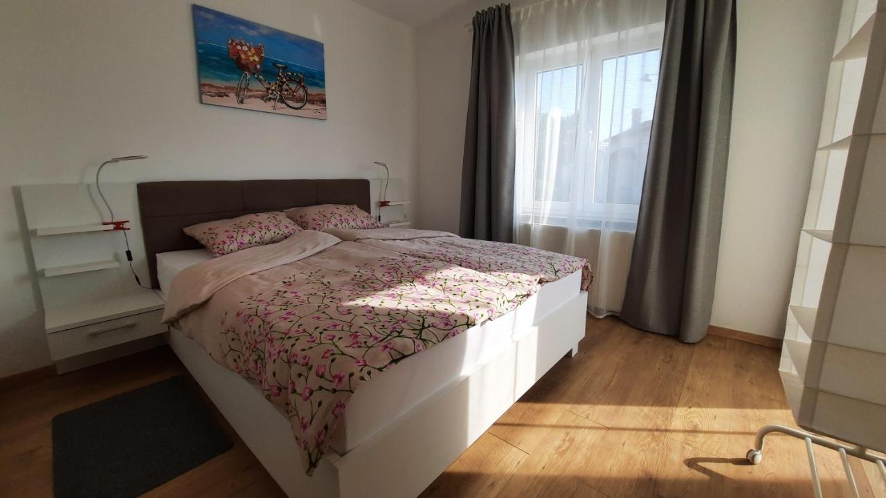 Apartman Ela Donji Rukavac Exteriör bild