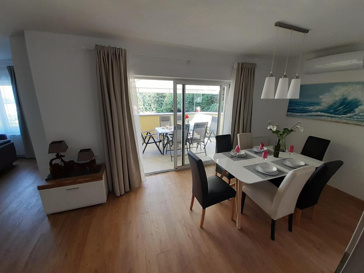 Apartman Ela Donji Rukavac Exteriör bild