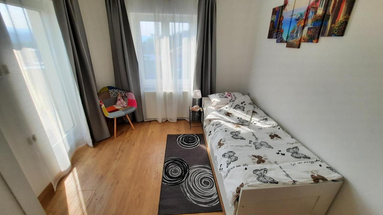 Apartman Ela Donji Rukavac Exteriör bild